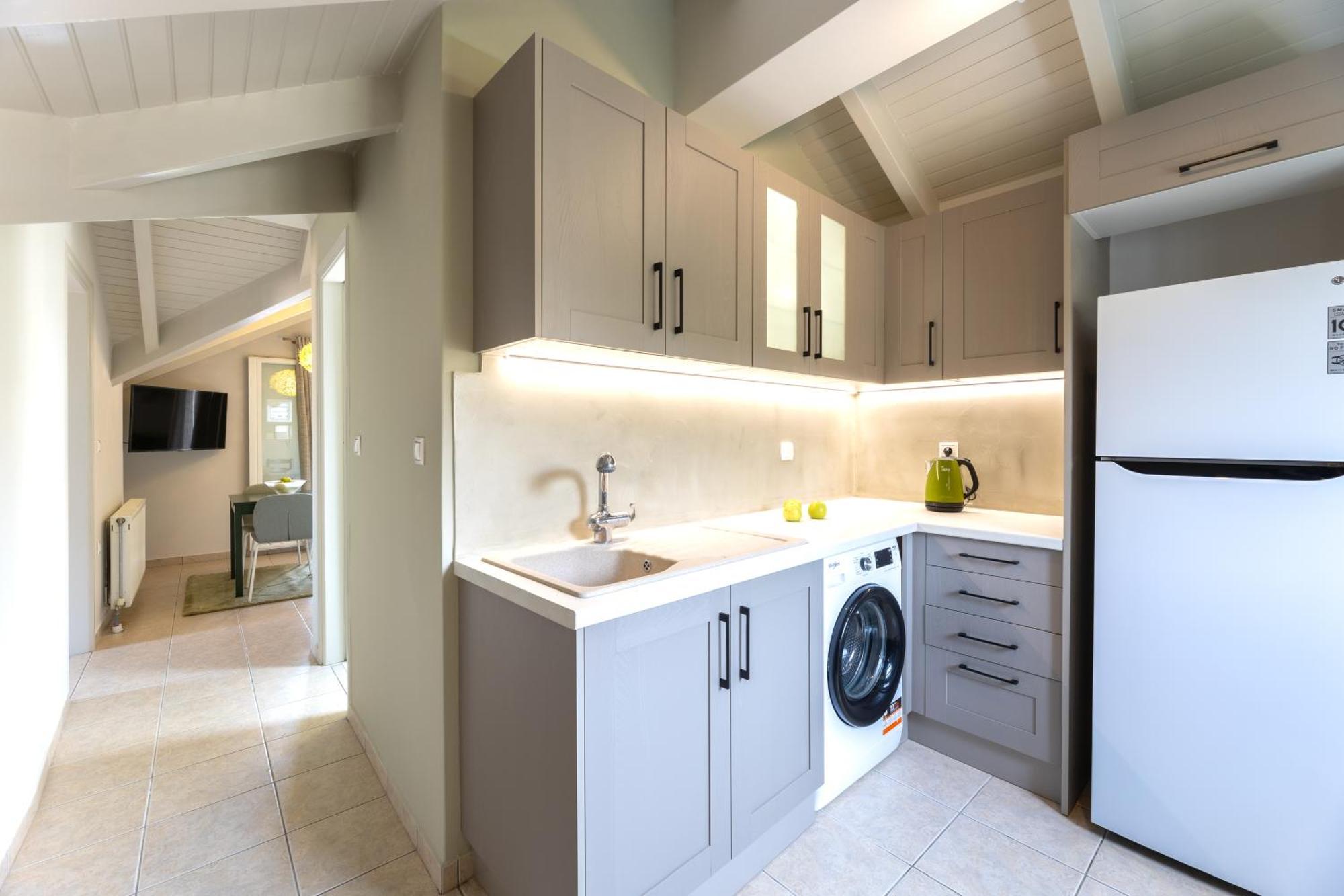 Domus City Apartment アルゴストリオン エクステリア 写真