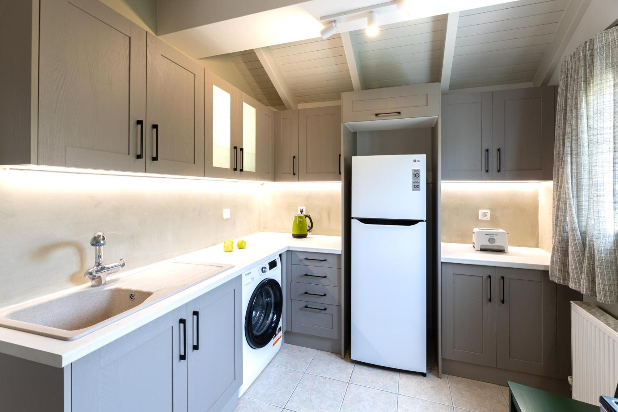 Domus City Apartment アルゴストリオン エクステリア 写真